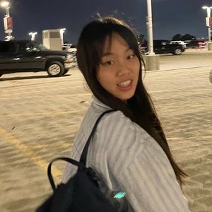 Meet your Posher, Kaylie